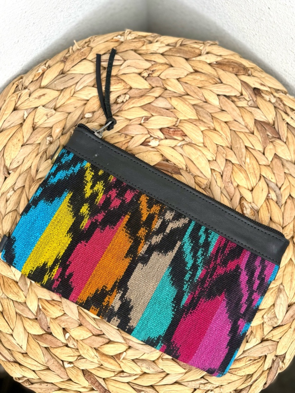 NWOT Nena & Co. EVERYTHING CLUTCH multicolor woven black leather convertible - Picture 3 of 5